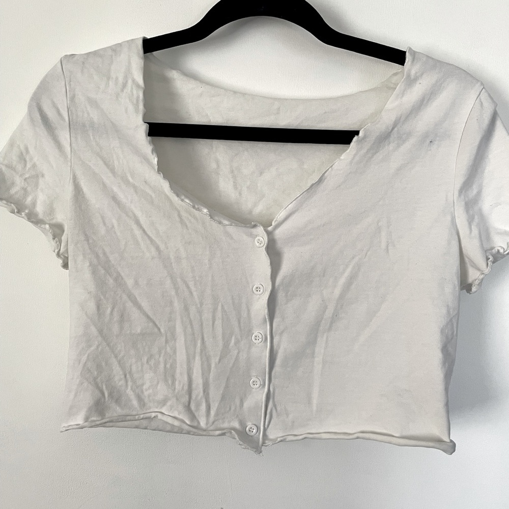 Cropped button up